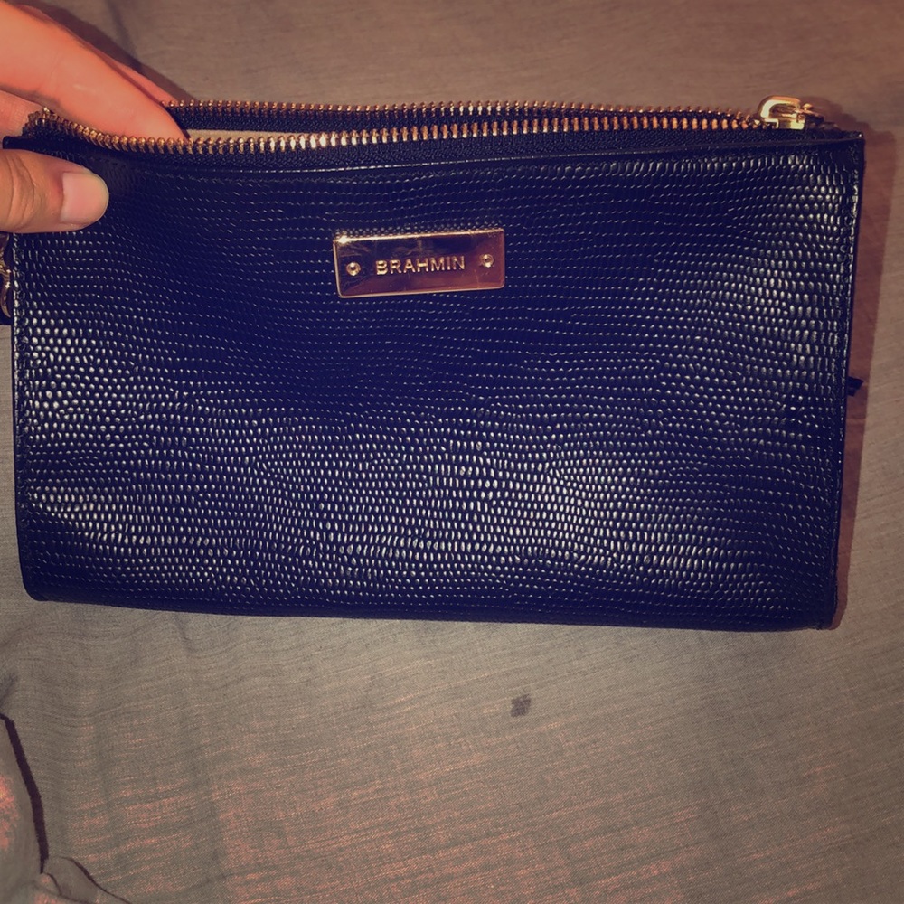 Brahmin WRISTLET EUC 🤗🥰✅